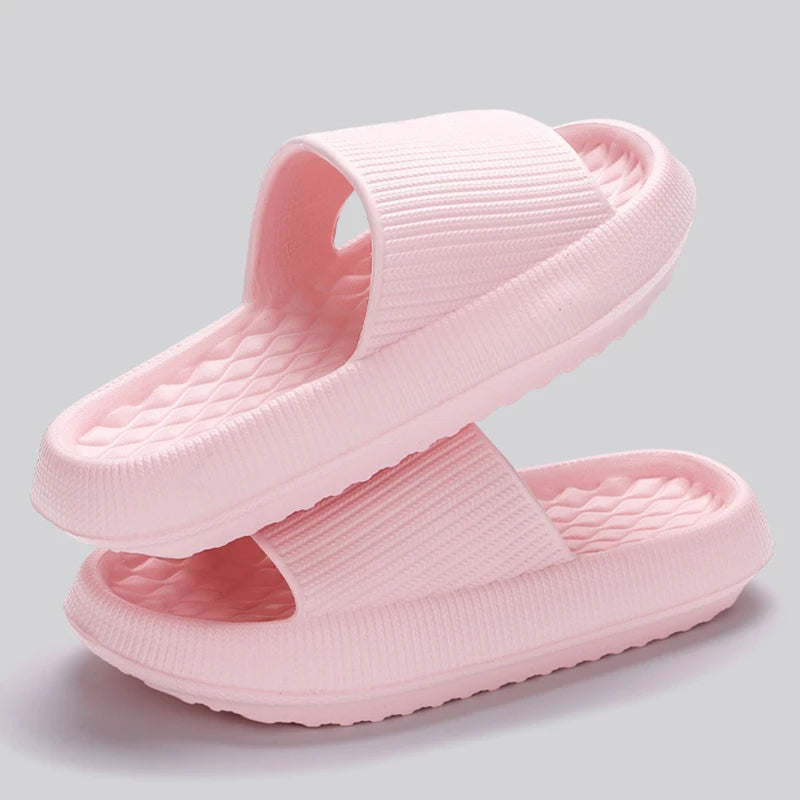 Chinelos de nuvem de plataforma grossa feminina  Soft Sole Pillow Slides Summer Beach