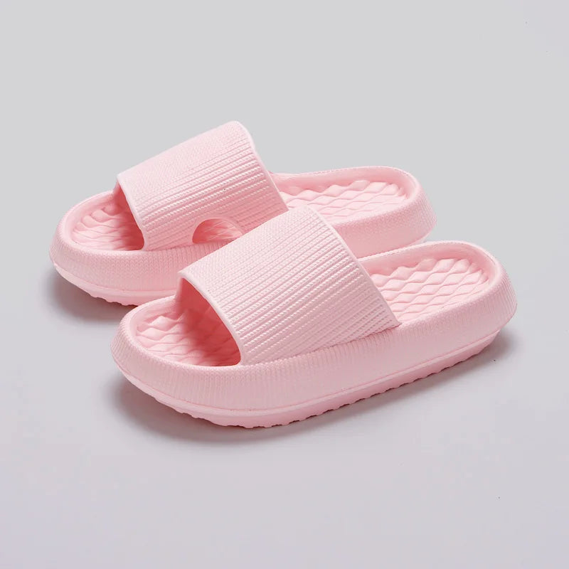 Chinelos de nuvem de plataforma grossa feminina  Soft Sole Pillow Slides Summer Beach